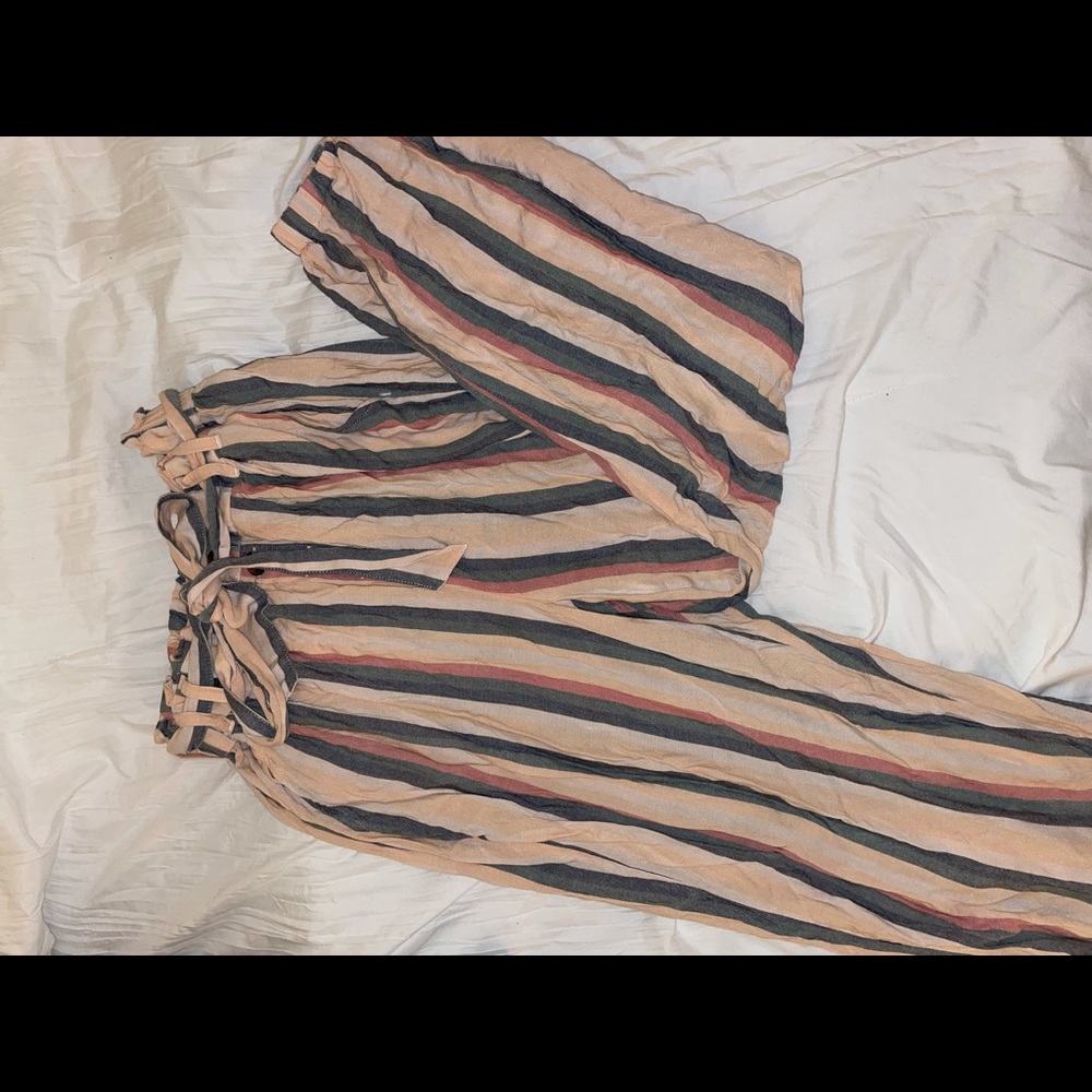 American Eagle jogger pants